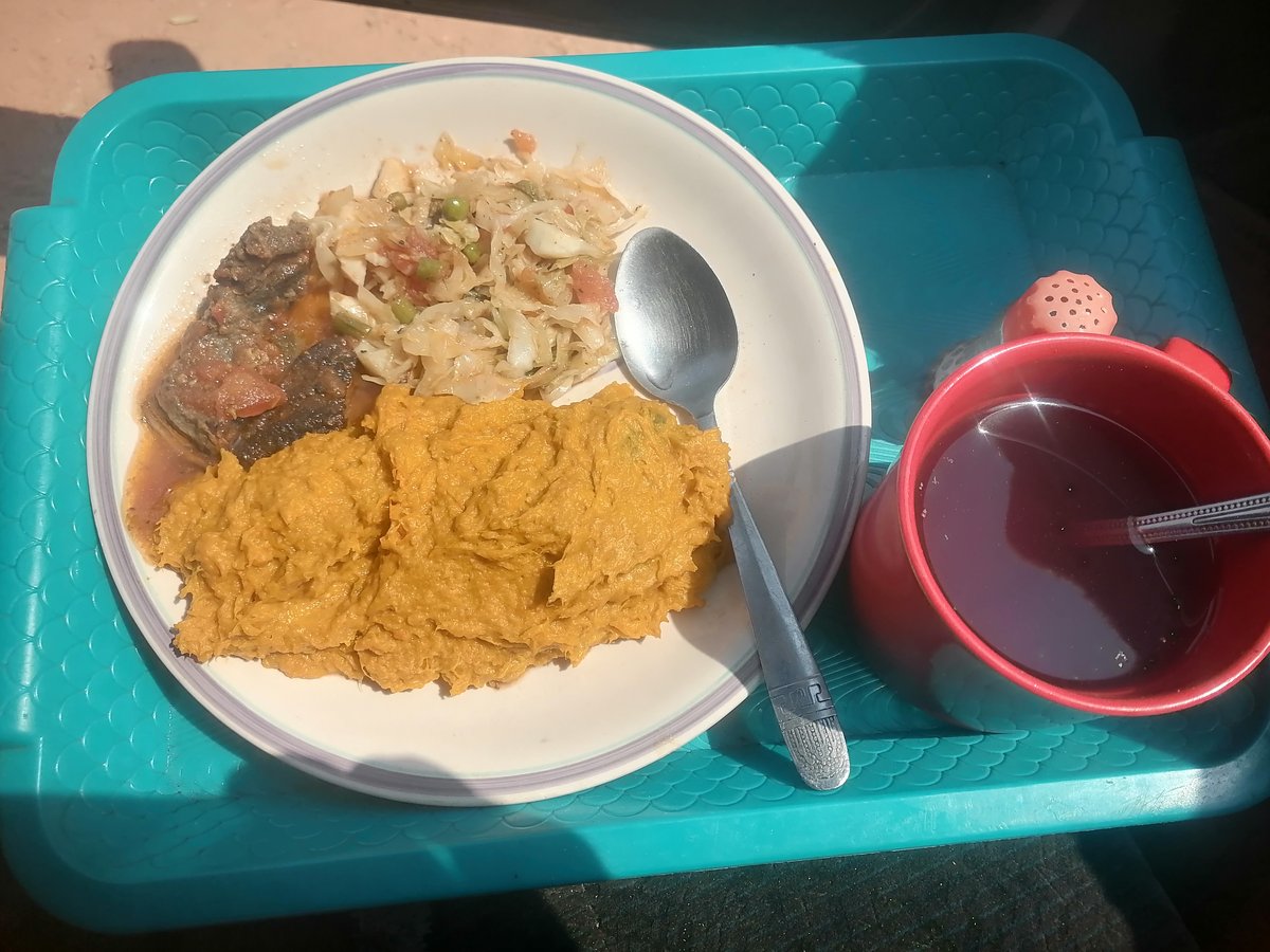 Pumpkin in Peanut Butter (Nhopi) with Beef Stew, Cabbage and Peas